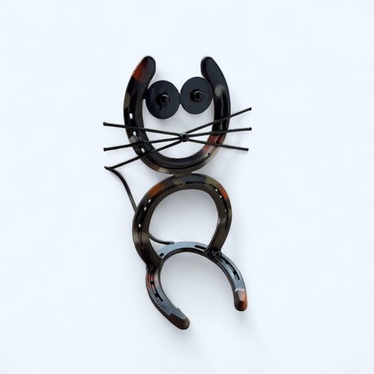 Horseshoe Cat